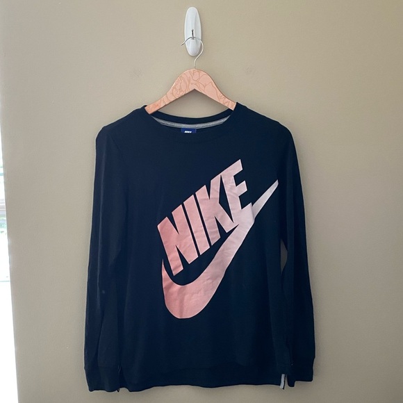 Women’s Nike Black Logo Long Sleeve Top Size Small - Picture 1 of 4